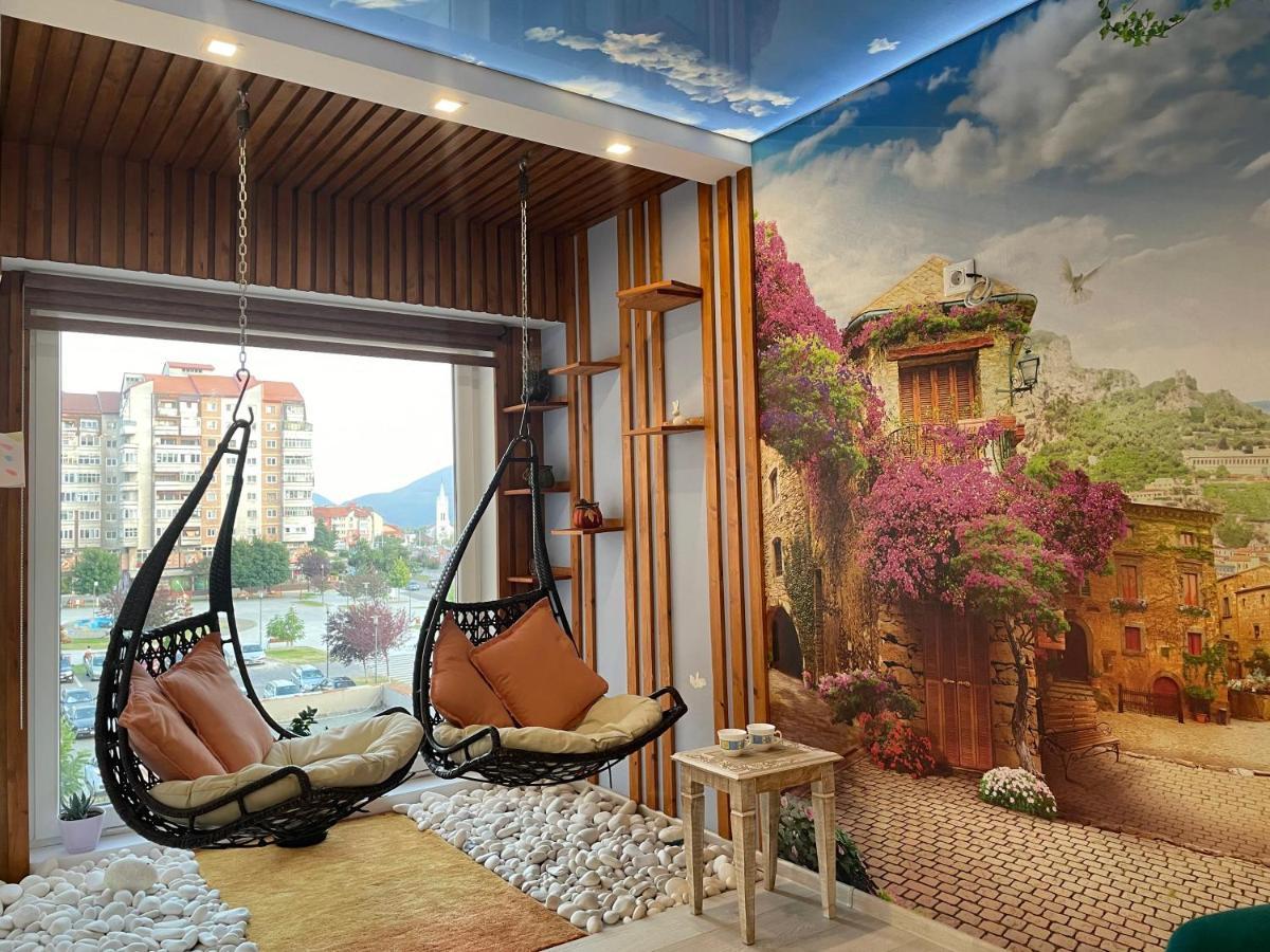 Happy Time 1 Apartment เปโตรชานิ ภายนอก รูปภาพ